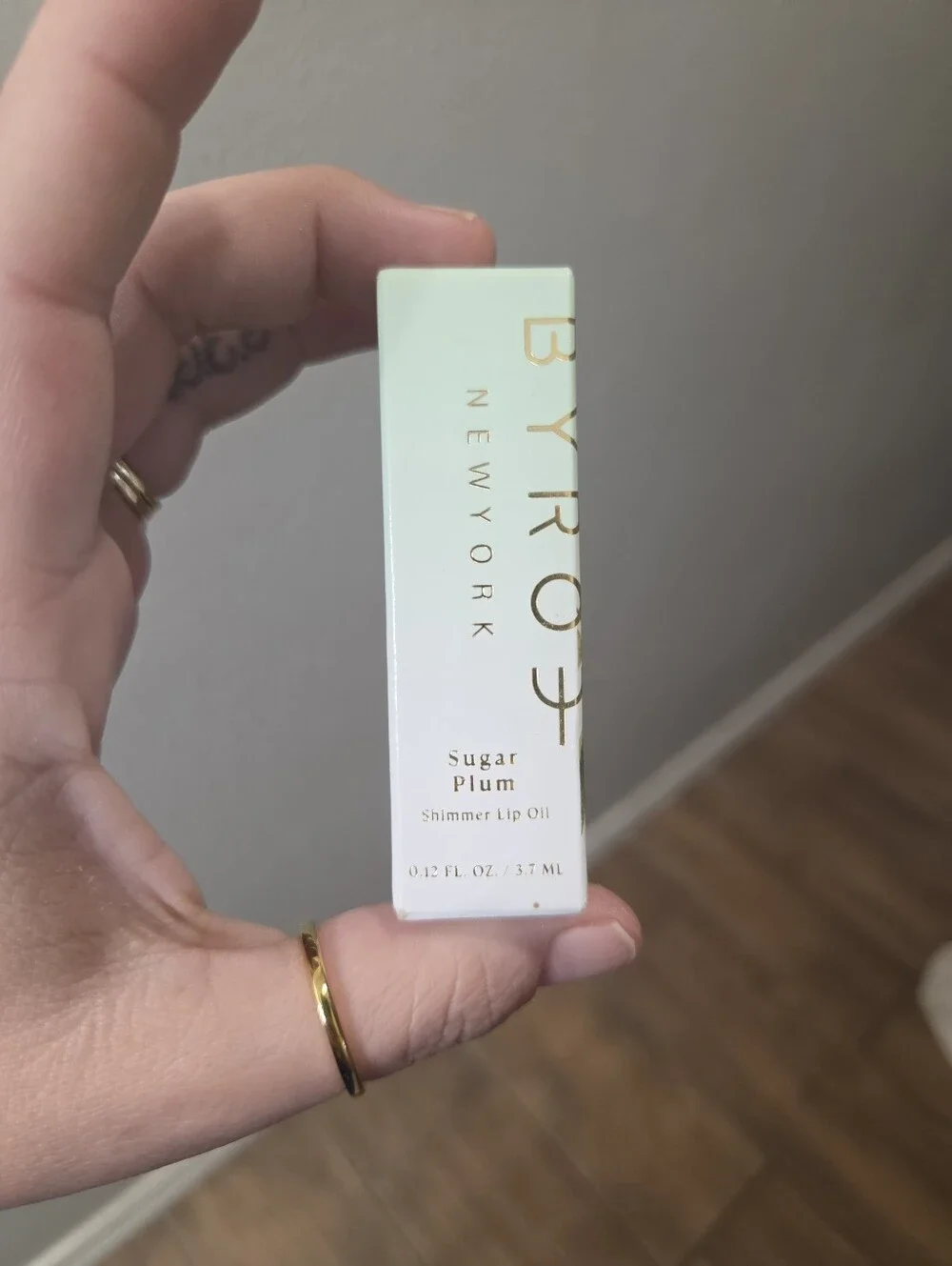 Byroe Shimmer Lip Oil